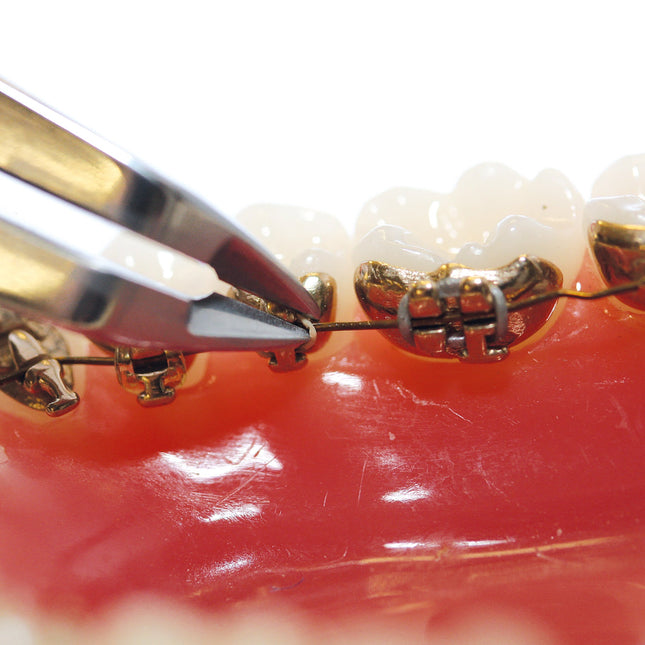 Lingual Reversed Ligature Cutter 40Â° angle, internal cutting surfaces 